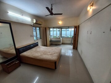 Bedroom in 3 BHK Apartment at Juhu – for Rent