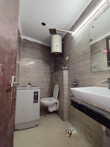 Bathroom in 2 BHK Builder Floor at Saket – for Rent