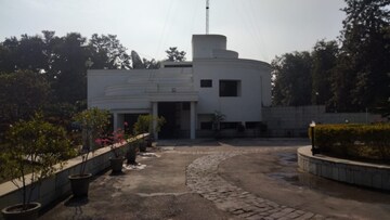 3.5 BHK Villa – Exterior View View at Vasant Kunj - for Rent