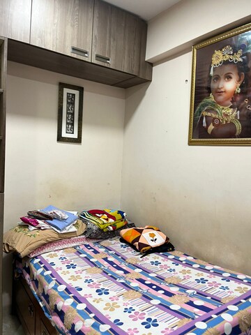 Bedroom in 2 BHK Apartment at Srishti Harmony 3 Phase 1, Andheri East – for Rent