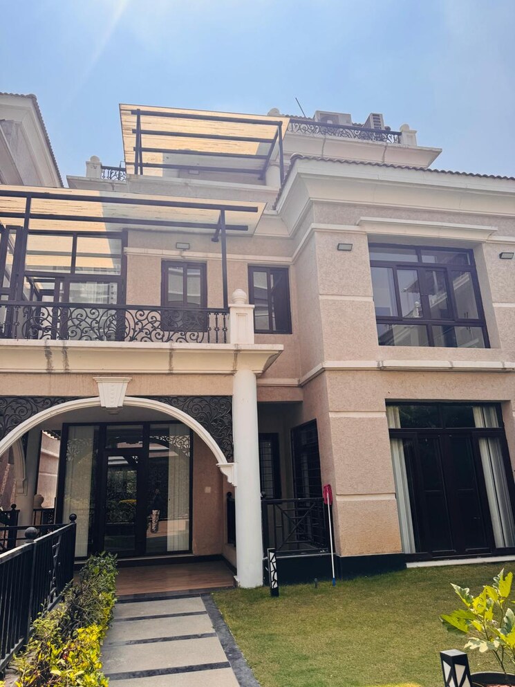 Exterior View, lanco-hills-hanging-gardens-villas 5 Bedroom 5800 Sq.Ft. Apartment In Manikonda Hyderabad 8957648