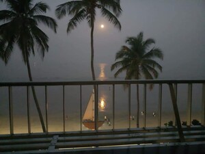 Staircase in 3 BHK Apartment at Sea Breeze Building Juhu, Juhu – for Sale