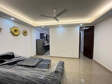 Living Room in 2 BHK Builder Floor at Saket – for Rent