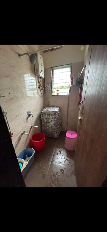 Bathroom in 1 BHK Apartment at Sarovar Darshan, Panch Pakhadi – for Rent