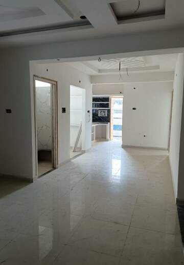 Room in 2 BHK Apartment at Balaji Paradise Apartments Vizag, Sujatha Nagar – for Sale