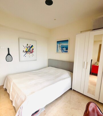 Bedroom in 2 BHK Apartment at Platinum Life, Andheri West – for Rent