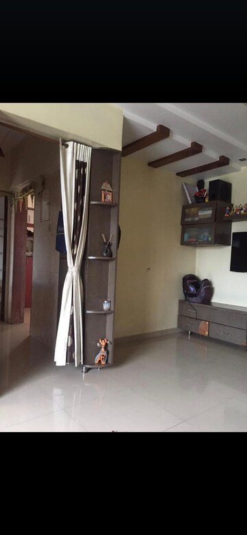 Room in 1 BHK Apartment at Suyog CHS Naupada, Naupada – for Rent