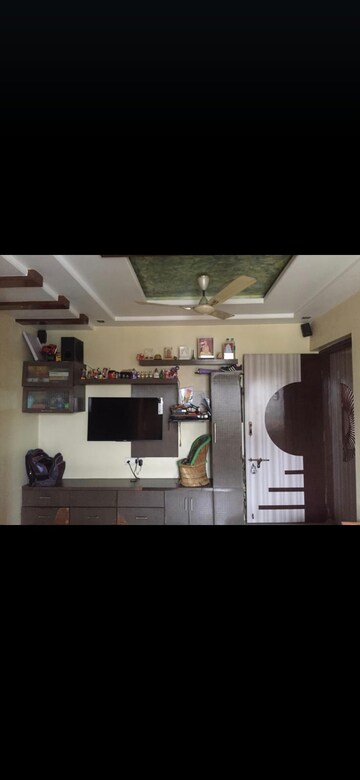 Furnished Amenities in 1 BHK Apartment at Suyog CHS Naupada, Naupada – for Rent