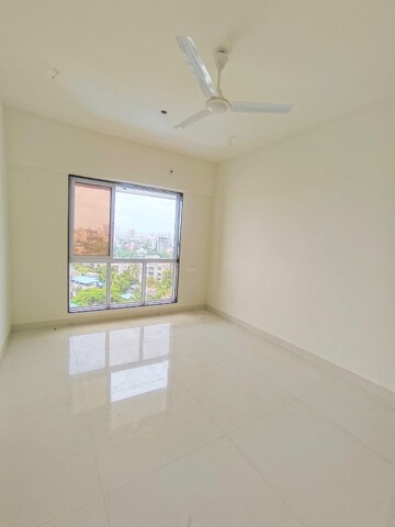 Room in 1 BHK Apartment at Romell Serene, Borivali West – for Rent