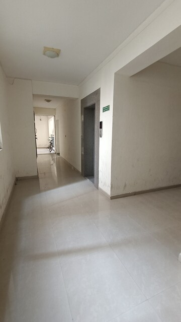 Room in 2 BHK Apartment at Aditya Urban Casa, Sector 78 – for Rent