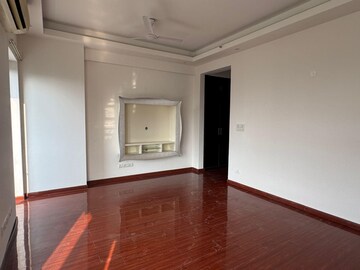 Room in 4 BHK Apartment at TGB Meghdutam, Sector 50 – for Rent