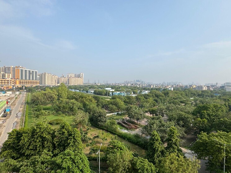 Garden, tgb-meghdutam 4 Bedroom 3350 Sq.Ft. Apartment In Sector 50 Noida 8957707