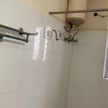 Bathroom in 3 BHK Independent House at RWA Apartments Sector 40, Sector 40 – for Rent
