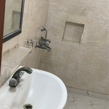 Bathroom in 3 BHK Independent House at RWA Apartments Sector 40, Sector 40 – for Rent