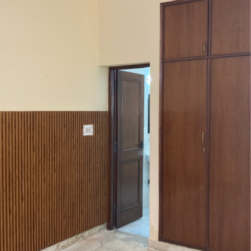 Room in 3 BHK Independent House at RWA Apartments Sector 40, Sector 40 – for Rent