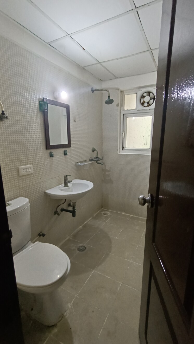 Bathroom, aditya-urban-casa 2 Bedroom 1074 Sq.Ft. Apartment In Sector 78 Noida 8957738