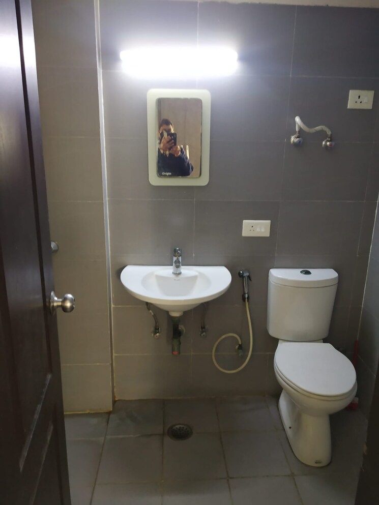 Bathroom, aditya-urban-casa 2 Bedroom 875 Sq.Ft. Apartment In Sector 78 Noida 8957809