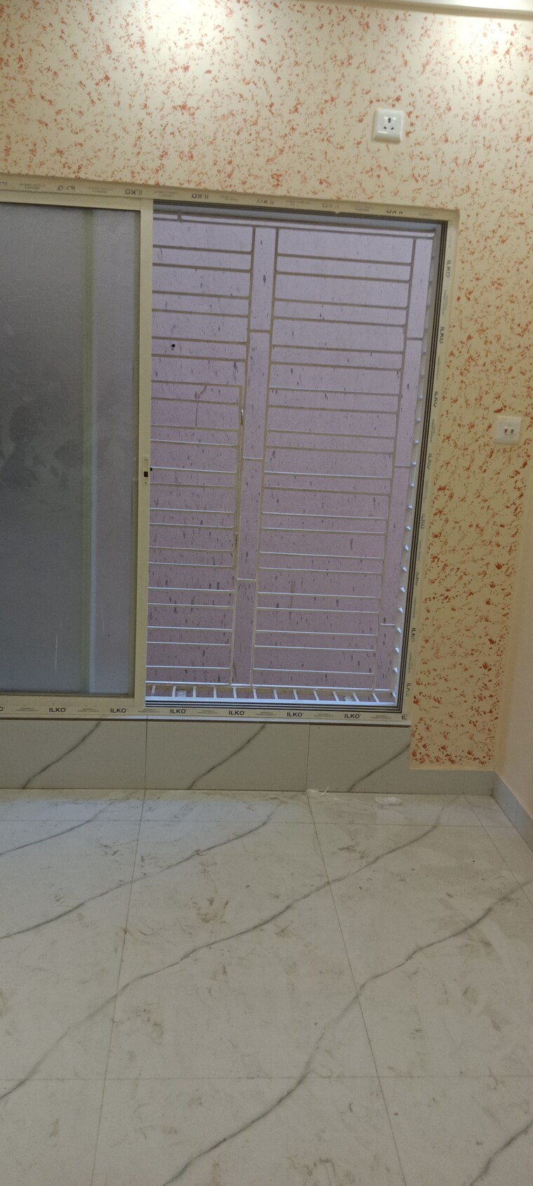 Room, lake town 3 Bedroom 1525 Sq.Ft. Apartment In Lake Town Kolkata 8957822