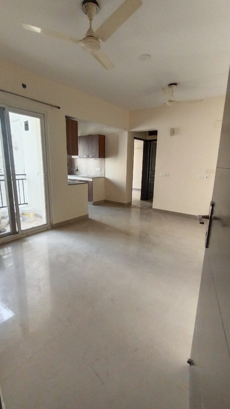 Room, sethi-max-royal 2 Bedroom 1125 Sq.Ft. Apartment In Sector 76 Noida 8957823