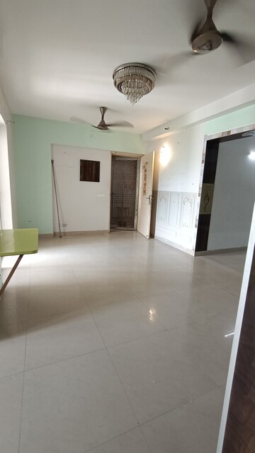 Room in 2 BHK Apartment at Aditya Celebrity Homes, Sector 76 – for Rent