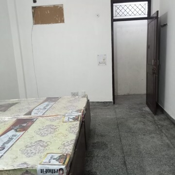 Bedroom in 1 RK Builder Floor at Krishna Apartments Adchini, Adchini – for Rent