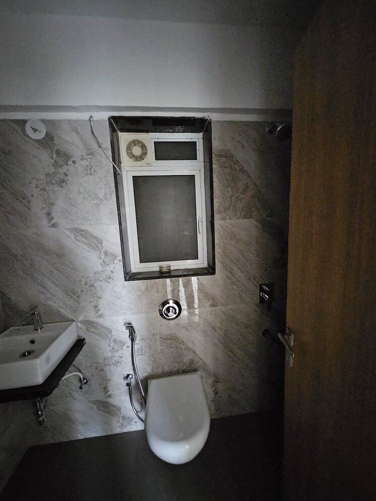 Attached Bathroom, vaibhavlaxmi-central-park 1 Bedroom 430 Sq.Ft. Apartment In Vikhroli East Mumbai 8957870