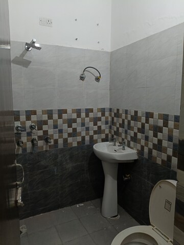 Bathroom in 2 BHK Builder Floor at MS Enclave Zirakpur, Dhakoli – for Sale