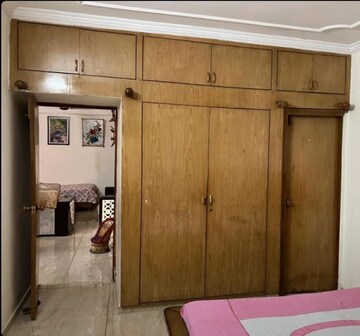 Furnished Amenities in 3 BHK Builder Floor at Sector 49 – for Rent