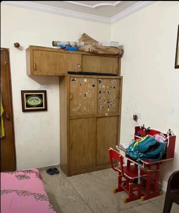 Furnished Amenities in 3 BHK Builder Floor at Sector 49 – for Rent