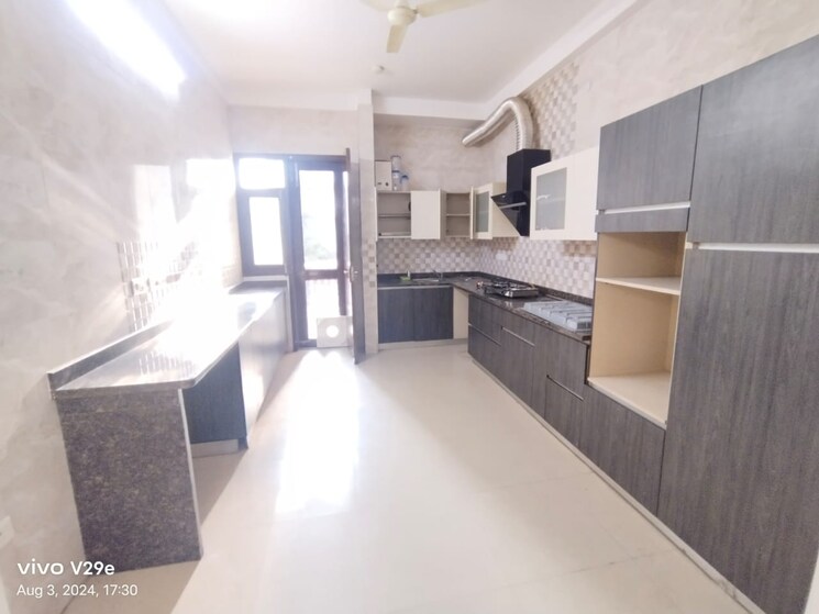Kitchen, sushant-lok-2 4 Bedroom 180 Sq.Yd. Villa In Sector 57 Gurgaon 8957969