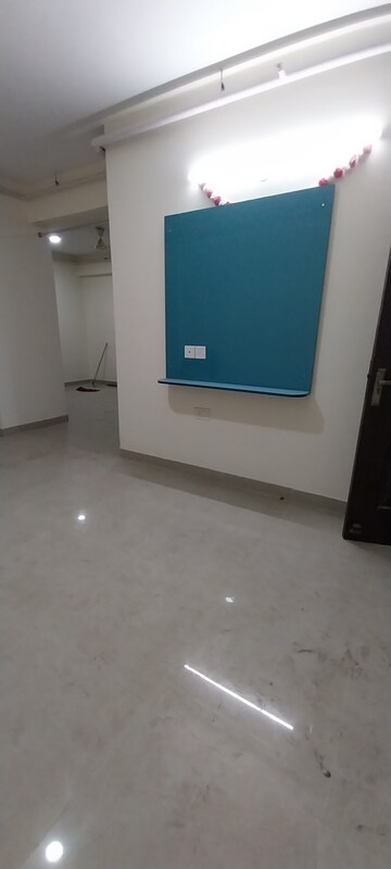 Room in 3 BHK Apartment at Aditya City Apartments, Shahpur Bamheta – for Rent