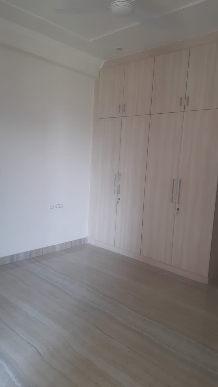 3 BHK + Extra Room Builder Floor For Rent in Sushant Lok 3