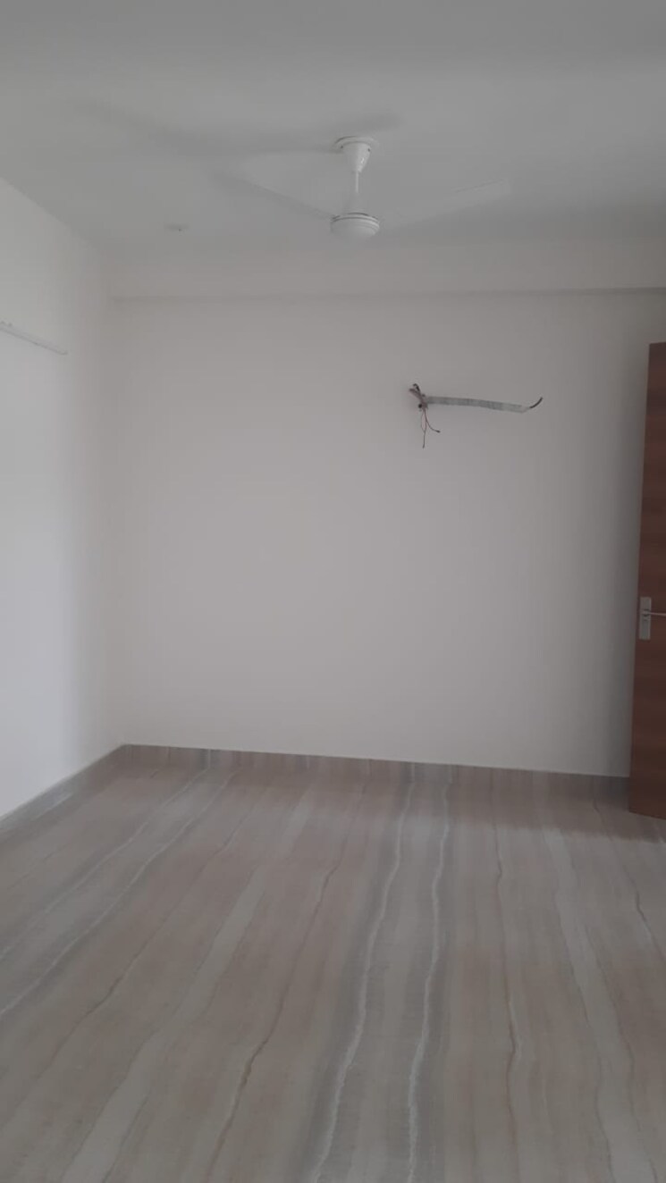 Room, sushant-lok-3 3 Bedroom 204 Sq.Yd. Builder Floor In Sector 57 Gurgaon 8957976