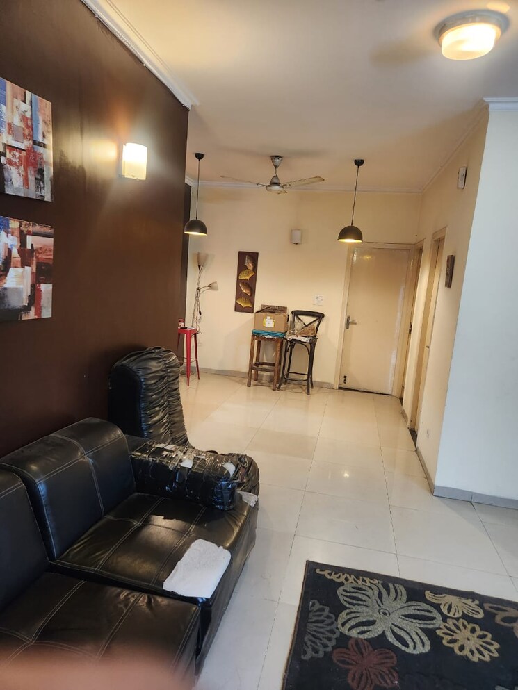 Living Room, sushant-lok-3 3 Bedroom 240 Sq.Yd. Builder Floor In Sector 57 Gurgaon 8957980