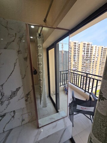 Team Area in 3.5 BHK Apartment at The Golden Gate, Mahurali – for Rent