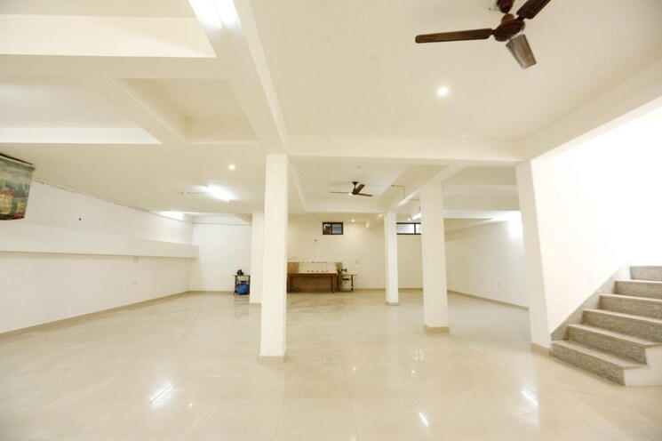 Hall, mayfield garden 4 Bedroom 330 Sq.Yd. Builder Floor In Mayfield Garden Gurgaon 8957996