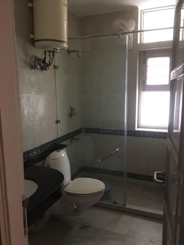 Bathroom in 4 BHK Villa at Elan Nirvana, Sector 50 – for Rent