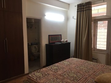 Bedroom in 4 BHK Villa at Elan Nirvana, Sector 50 – for Rent
