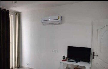 Bathroom in 1 BHK Builder Floor at Sector 37 – for Rent