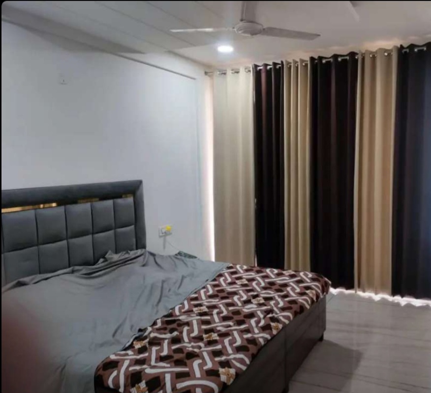 1 BHK Builder Floor For Rent in 1room With Bathroom Furni
