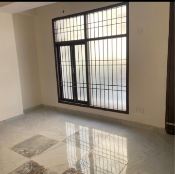 Room in 3 BHK Builder Floor at Panchsheel Vihar – for Rent