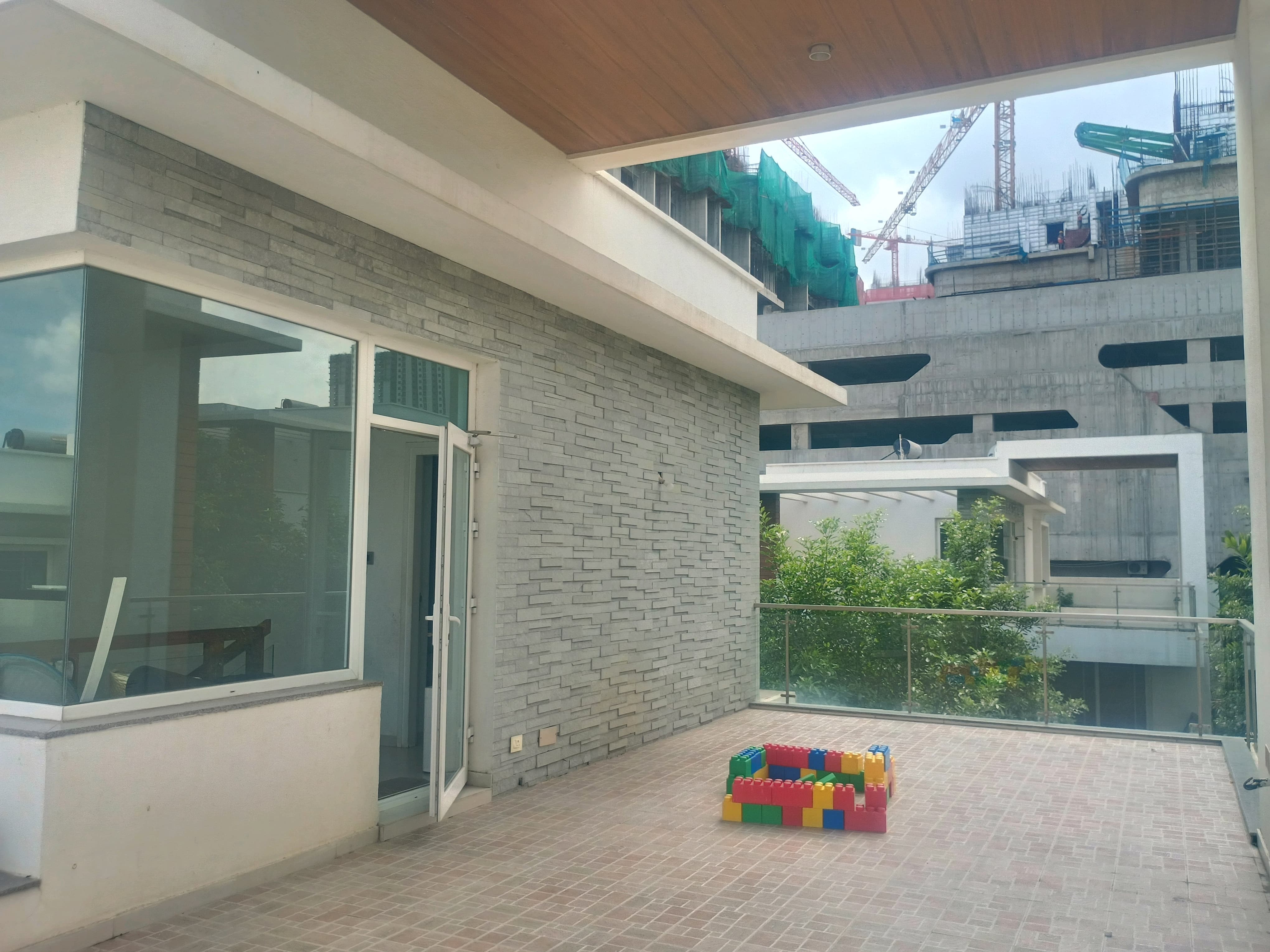 4 BHK + Pooja Room Apartment For Rent in Babukhan Lakefront