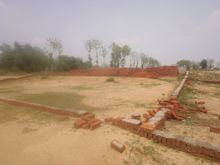 Garden, taramandal  1000 Sq.Yd. Plot In Taramandal Gorakhpur 8958070