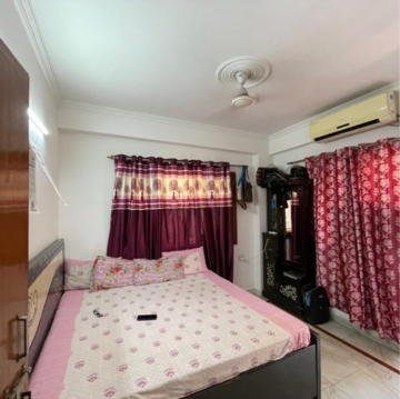 Bedroom in 1 BHK Builder Floor at Khirki Extension – for Rent