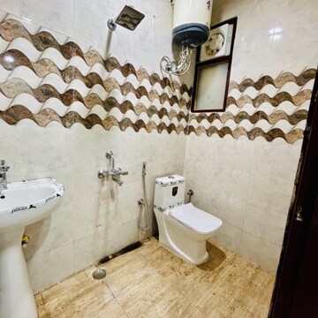 Team Area in 2 BHK Builder Floor at Panchsheel Vihar – for Rent
