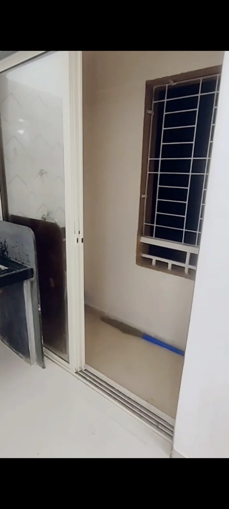 Bathroom, seven-eleven-apna-ghar-phase-iii 1 RK 310 Sq.Ft. Apartment In Mira Road Thane 8958128