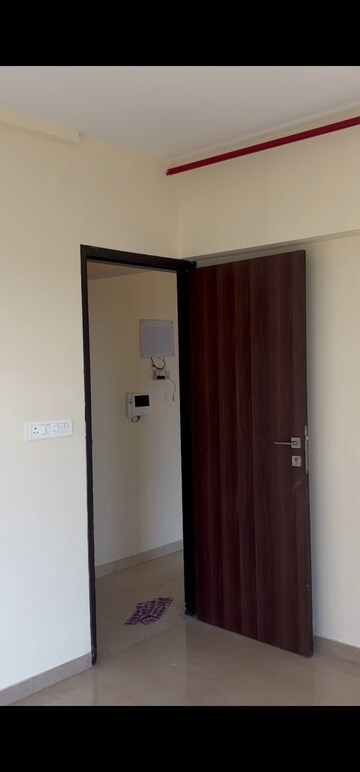 Room in 2 BHK Apartment at Spenta Alta Vista, Chembur – for Rent