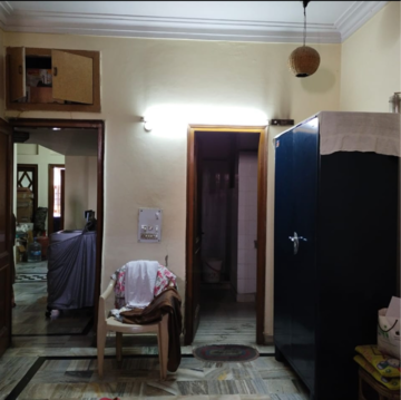Living Room in 3 BHK Builder Floor at Shivalik Colony – for Rent