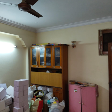 Living Room in 3 BHK Builder Floor at Shivalik Colony – for Rent