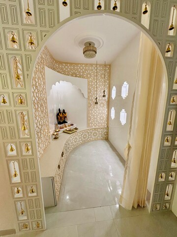 Bathroom in 4 BHK Apartment at Oxy Beaumonde, Viman Nagar – for Sale
